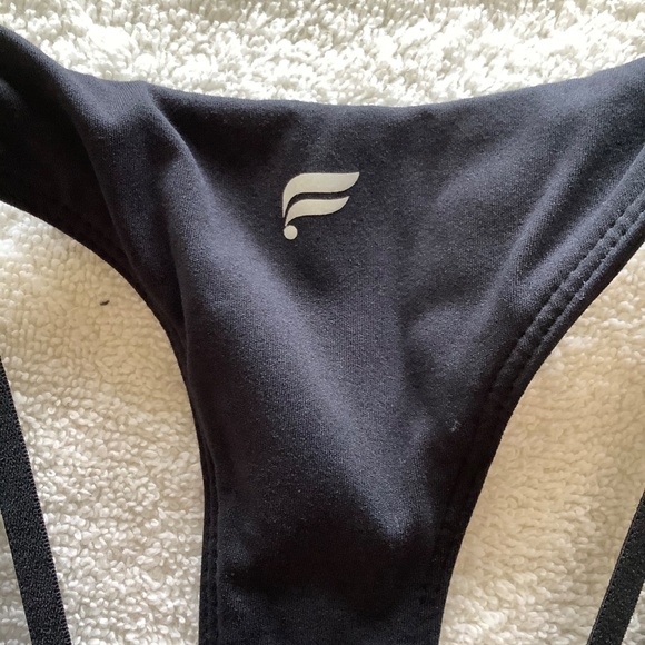 Fabletics "Kessler" Sports Bra - Picture 3 of 3